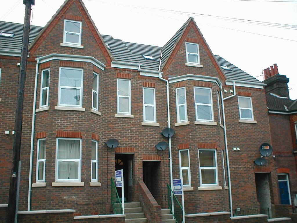 Main image of property: Buxton Road, Luton, LU1
