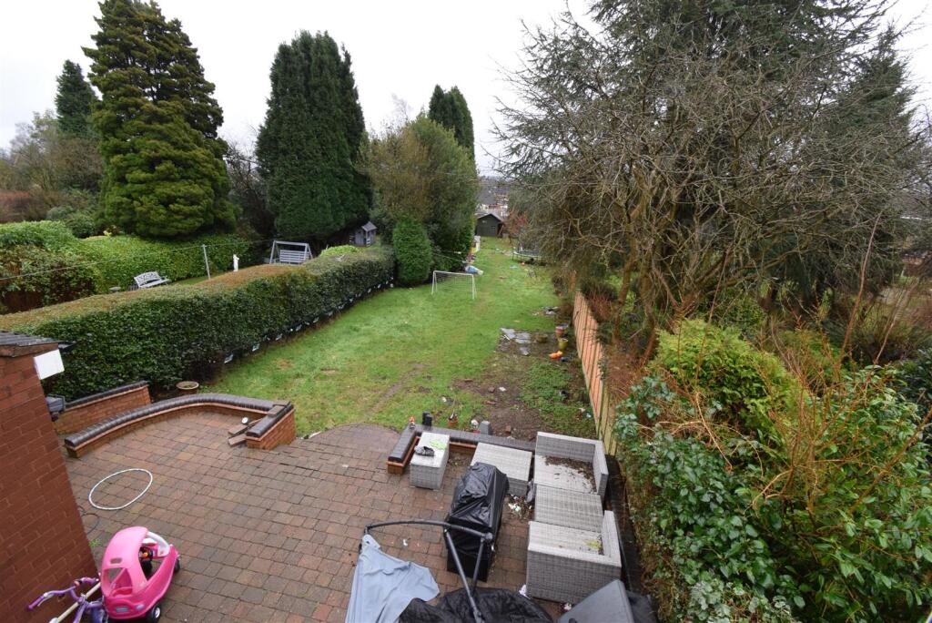 Lazy Hill Road, Aldridge, Walsall photo 2
