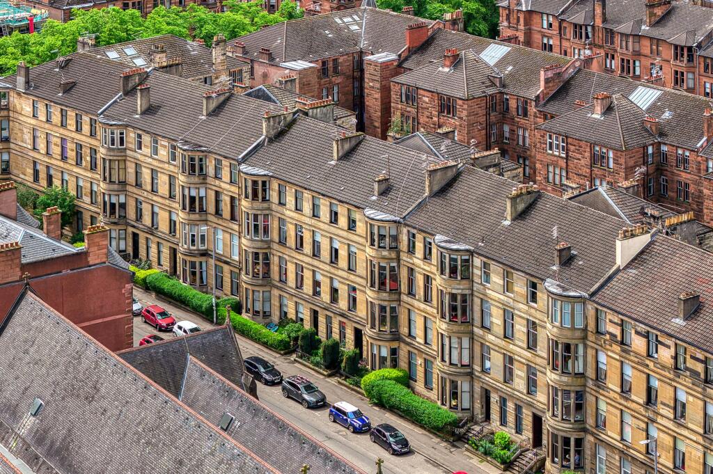 4-bed flat on Hyndland Road, Hyndland, Glasgow, £449,000