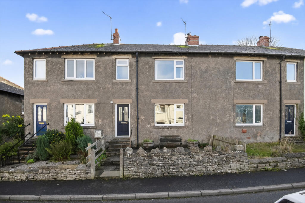 39 The Crescent, Kirkby Stephen photo 2
