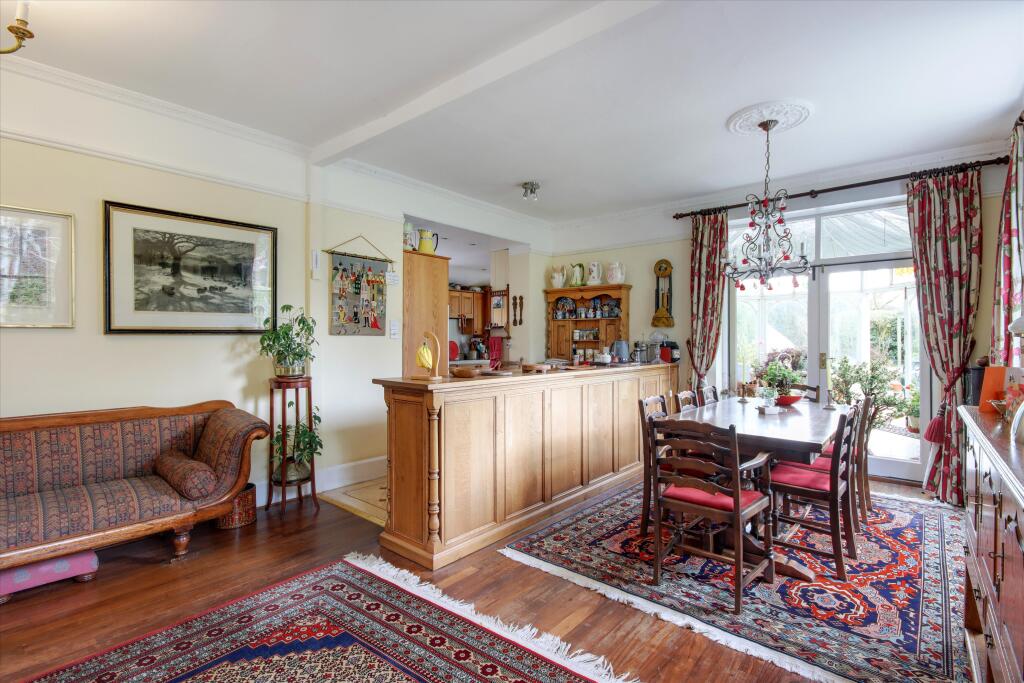 House in Sevenoaks, Halstead - View 4