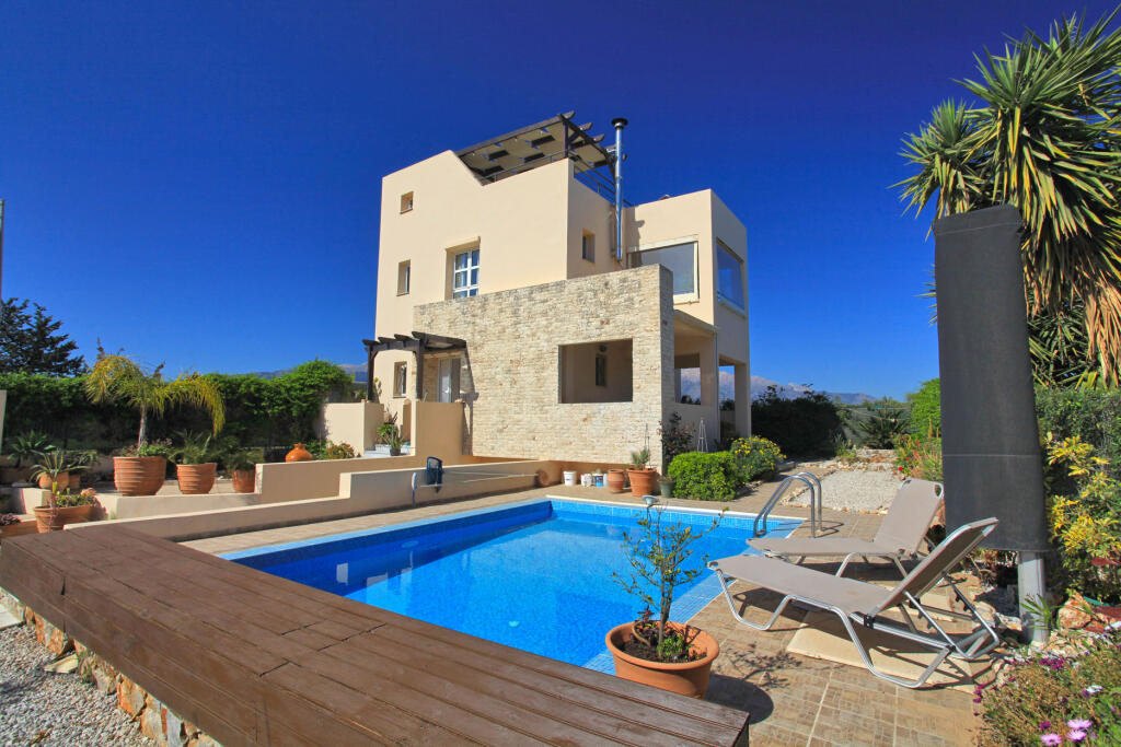 Main image of property: Crete, Chania, Litsarda