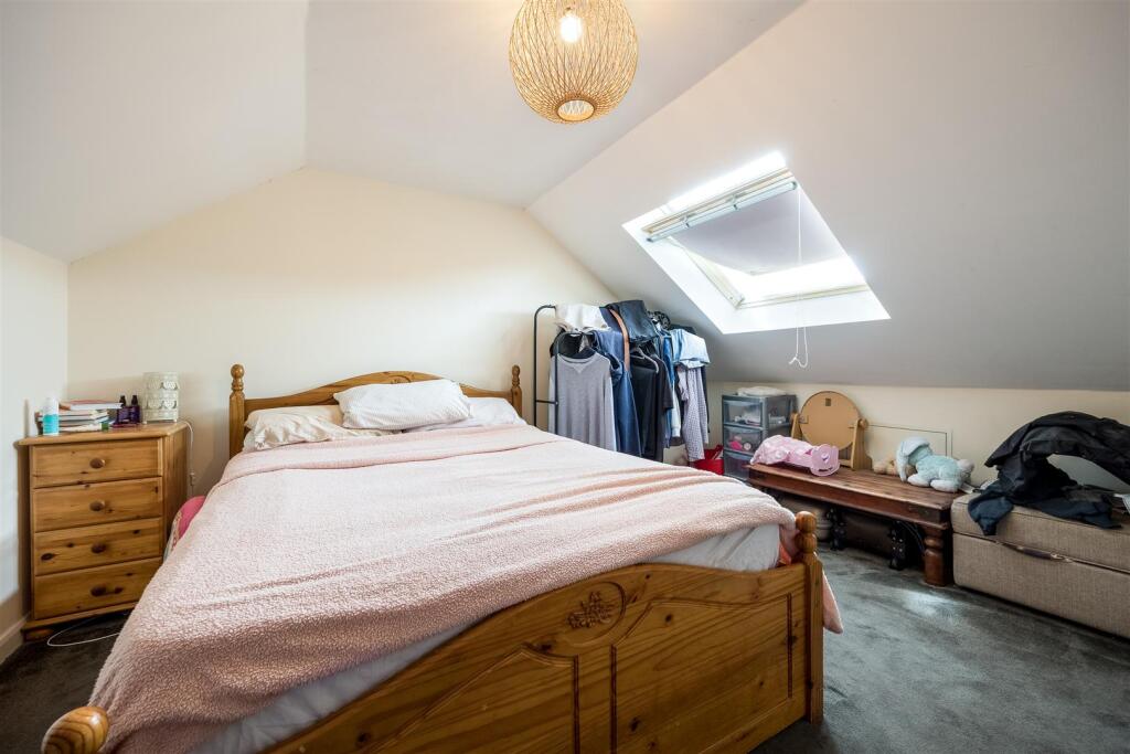 Greenfinch Road, Didcot photo 3