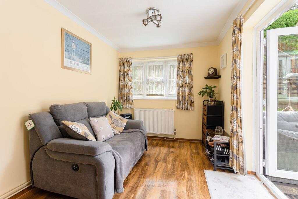 Pinewood Way, Haywards Heath, RH16 - More