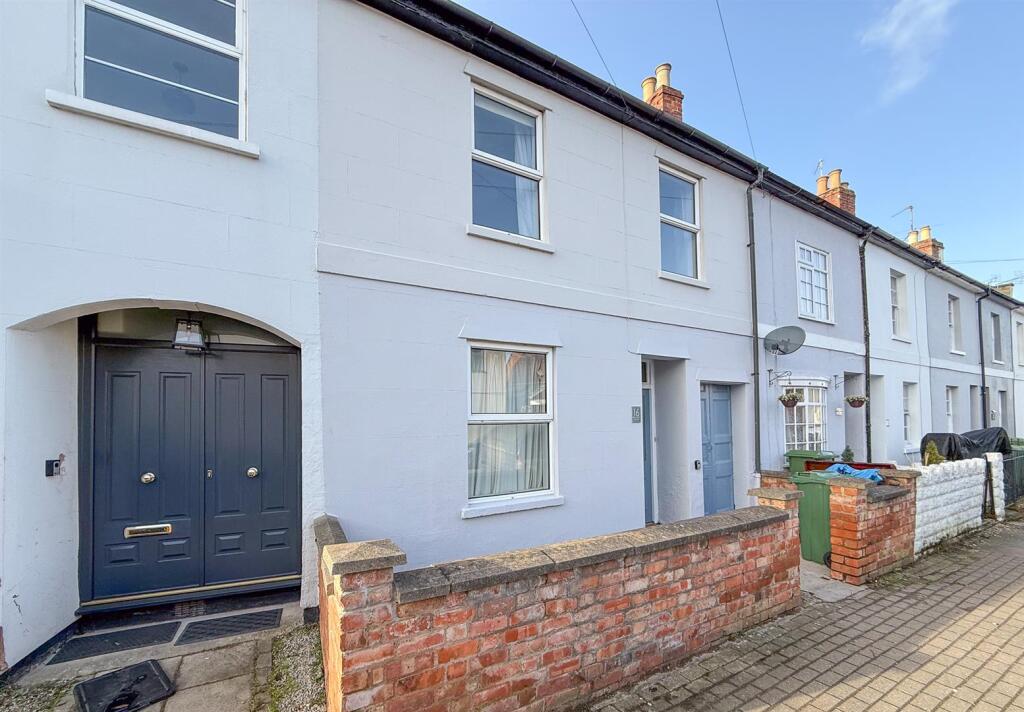 Main image of property: Moorend Street, Leckhampton GL53 0EH