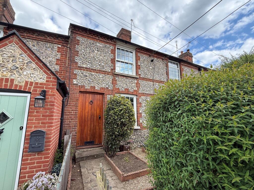 2-bed terraced on Plomer Green Lane, Downley, HP13, £345,000