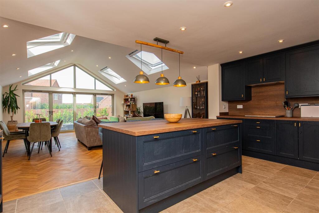 House in Northampton - View 2