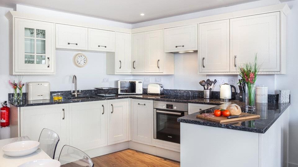 Apartment in Truro - View 4