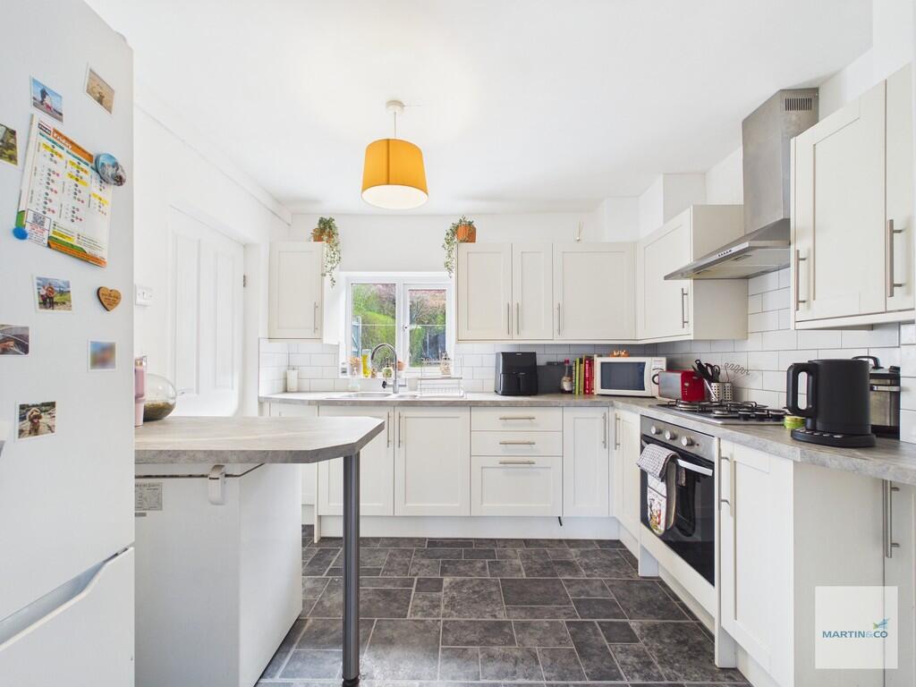 House in Nottingham, Beeston - View 4