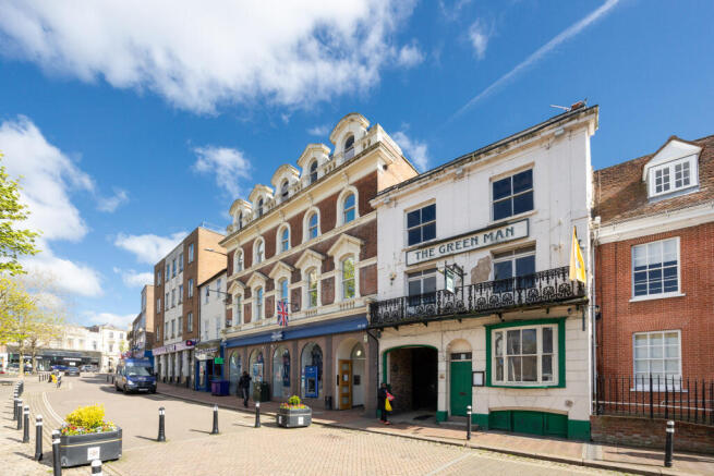 The Green Man, Market Square, Aylesbury HP20 1TW-2