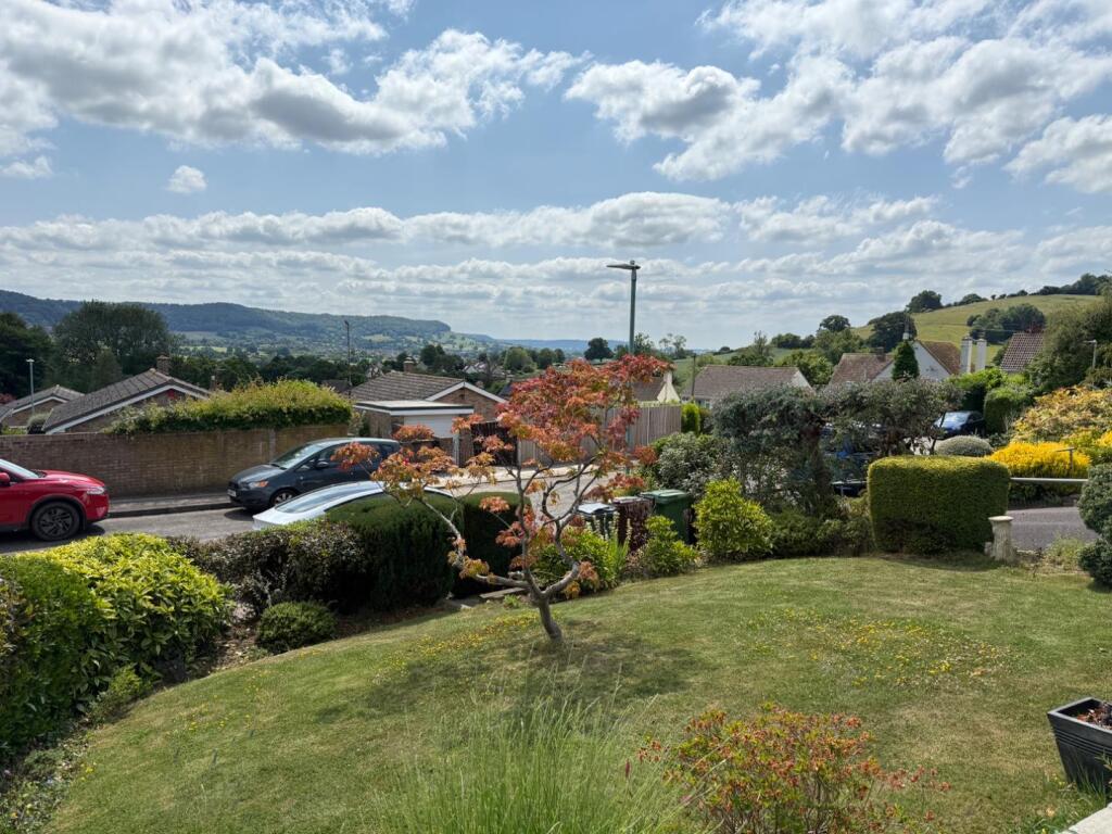 Glynfield Rise, Ebley, Stroud photo 2