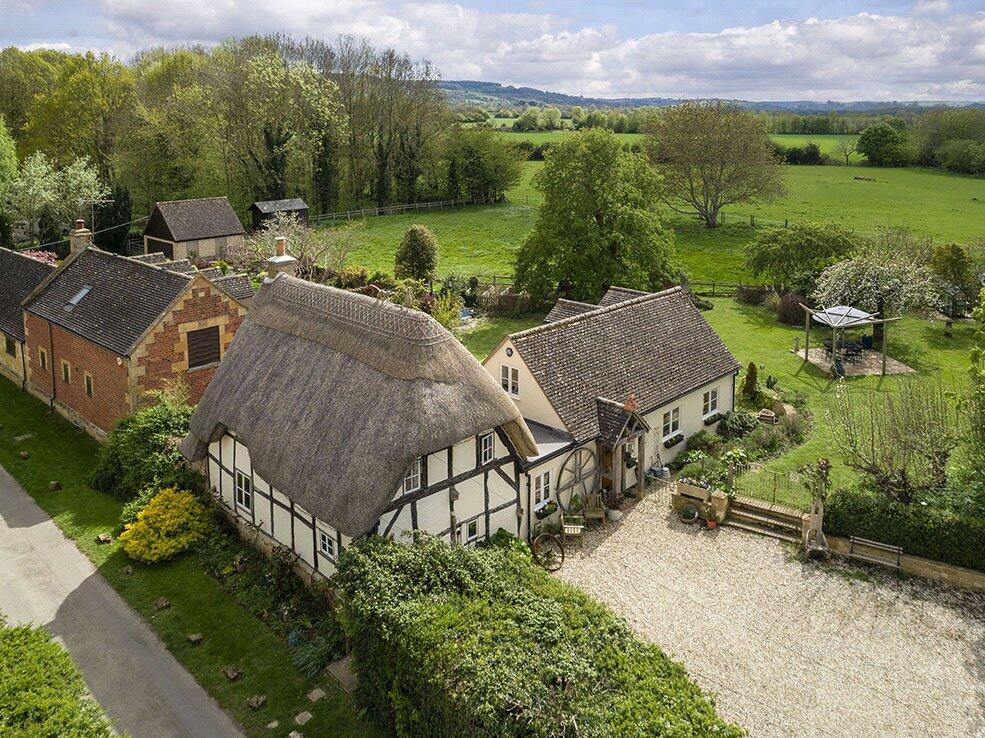 Main image of property: The Cross, Childswickham, Broadway, Worcestershire, WR12