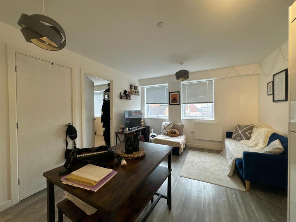 Apartment in Stafford, Staffordshire - View 2