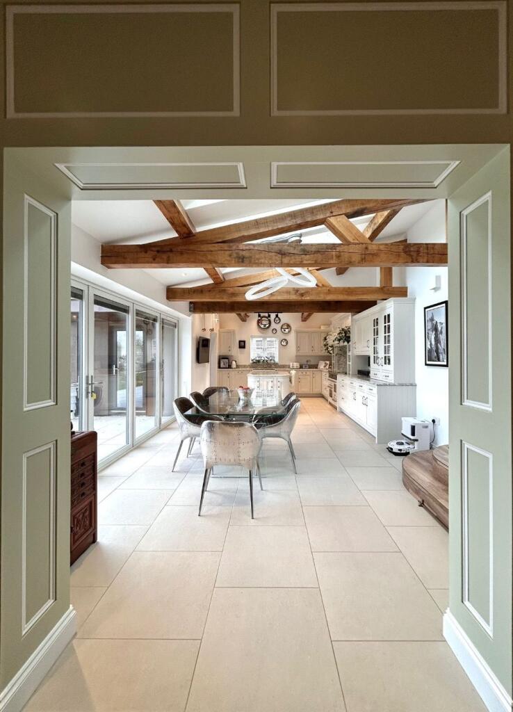 House in Ipswich - View 4