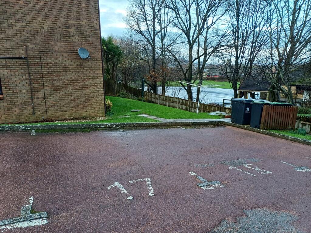 Alexandra Court, Alexandra Road, Bridport, Dorset, DT6 photo 2