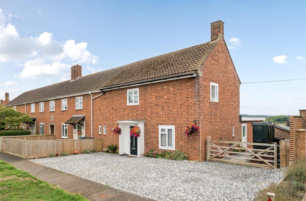 Main image of property: Newleaze, Steeple Ashton, Trowbridge