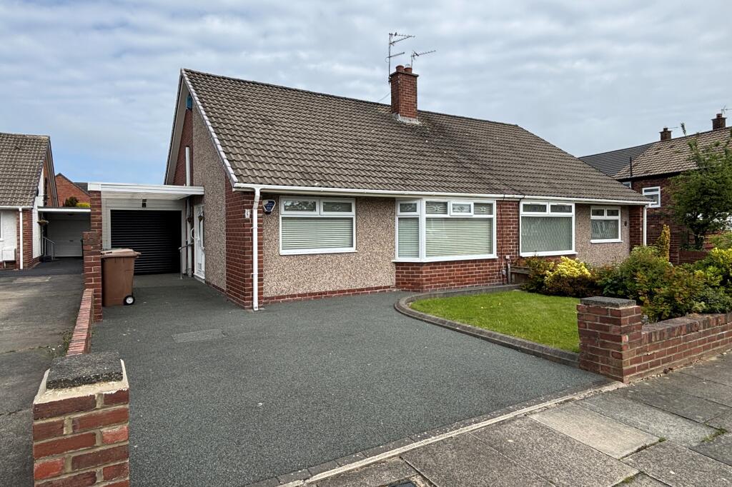 2-bed semi-detached on St Lucia Close, Whitley Lodge,
Whitley Bay, Tyne and Wear,
NE26 3HT, £320,000