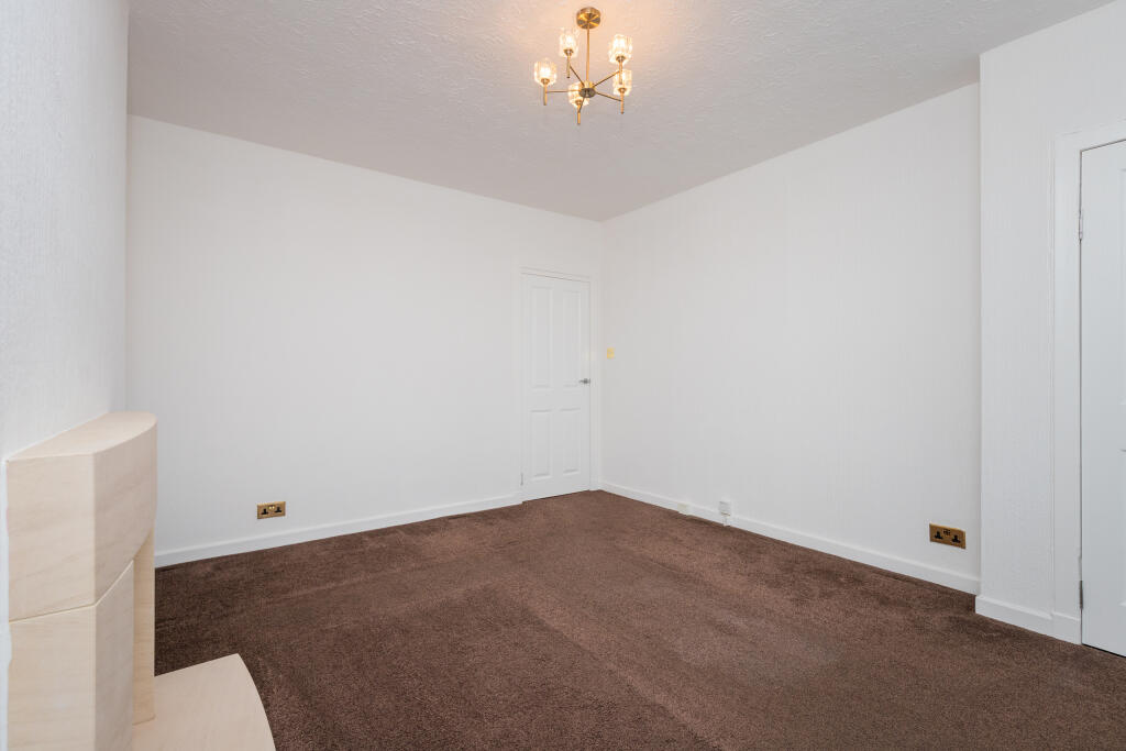 Clydesdale Avenue, Paisley, Renfrewshire photo 3
