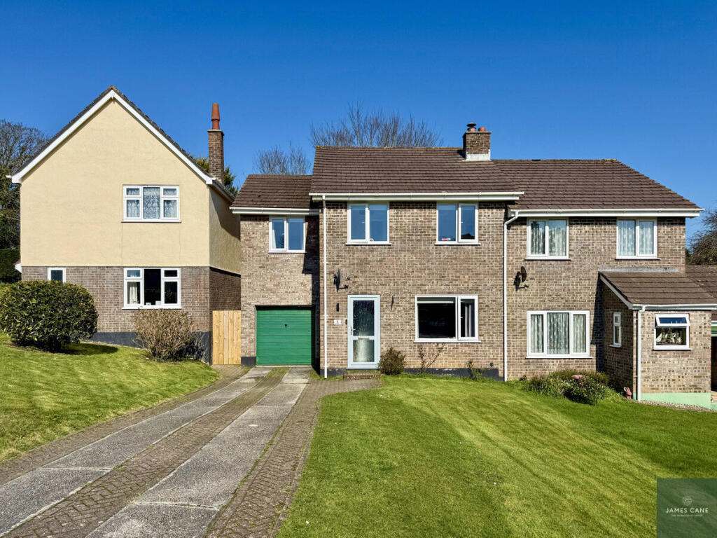 Main image of property: Bosvean Road, Shortlanesend, TR4