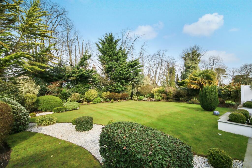 House in Watford - View 3