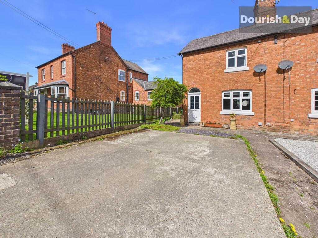 Main image of property: Alkington Road, Whitchurch, SY13