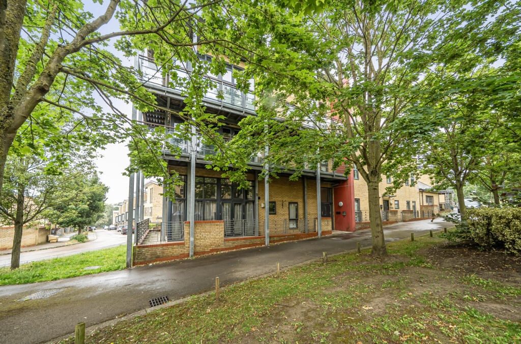 Main image of property: Park Lane, Waterstone Park, Greenhithe, DA9