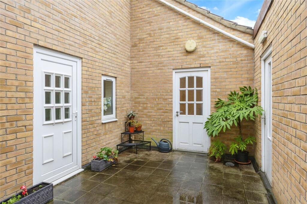 Main image of property: Wood Avens Way, WYMONDHAM, Norfolk, NR18