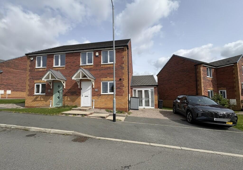 Main image of property: Blindsill Road, Farnworth, Bolton, BL4 9FP