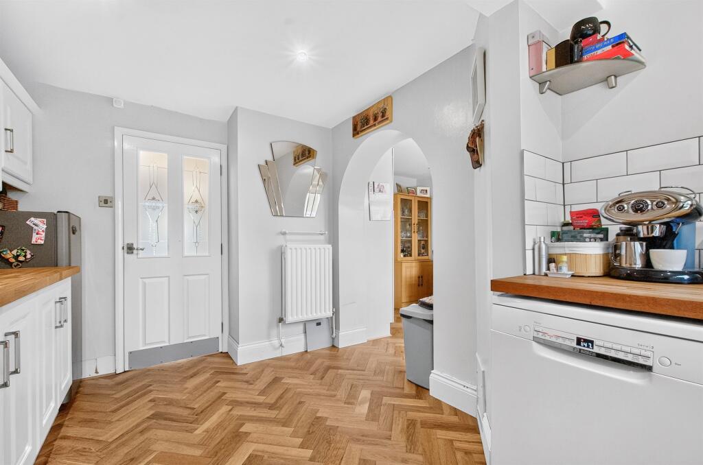 House in St Albans - View 4