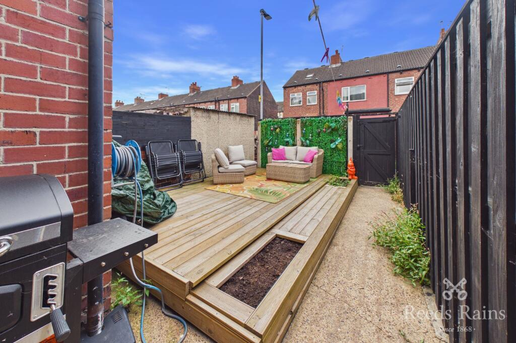 House in Wakefield - View 3
