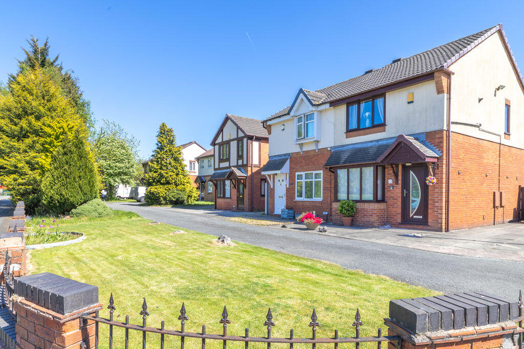 2-bed semi-detached on Adams Drive, Worsley Mesnes, WN3 5UH, £150,000