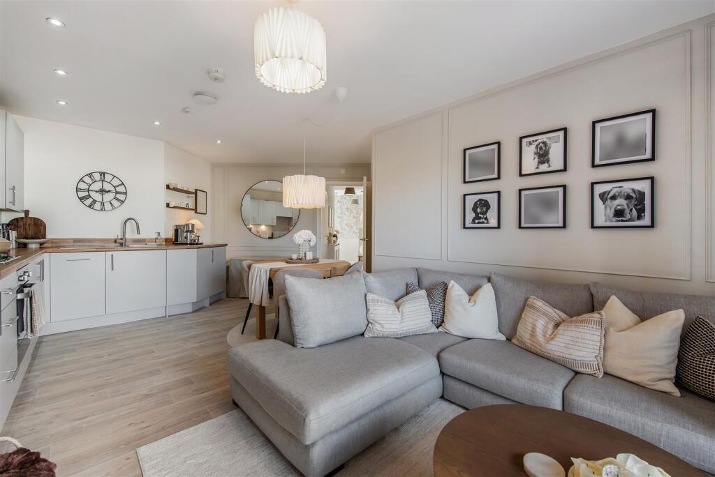 Apartment in Salisbury - View 3