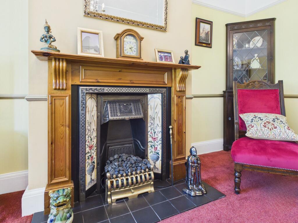 House in Nottingham - View 5