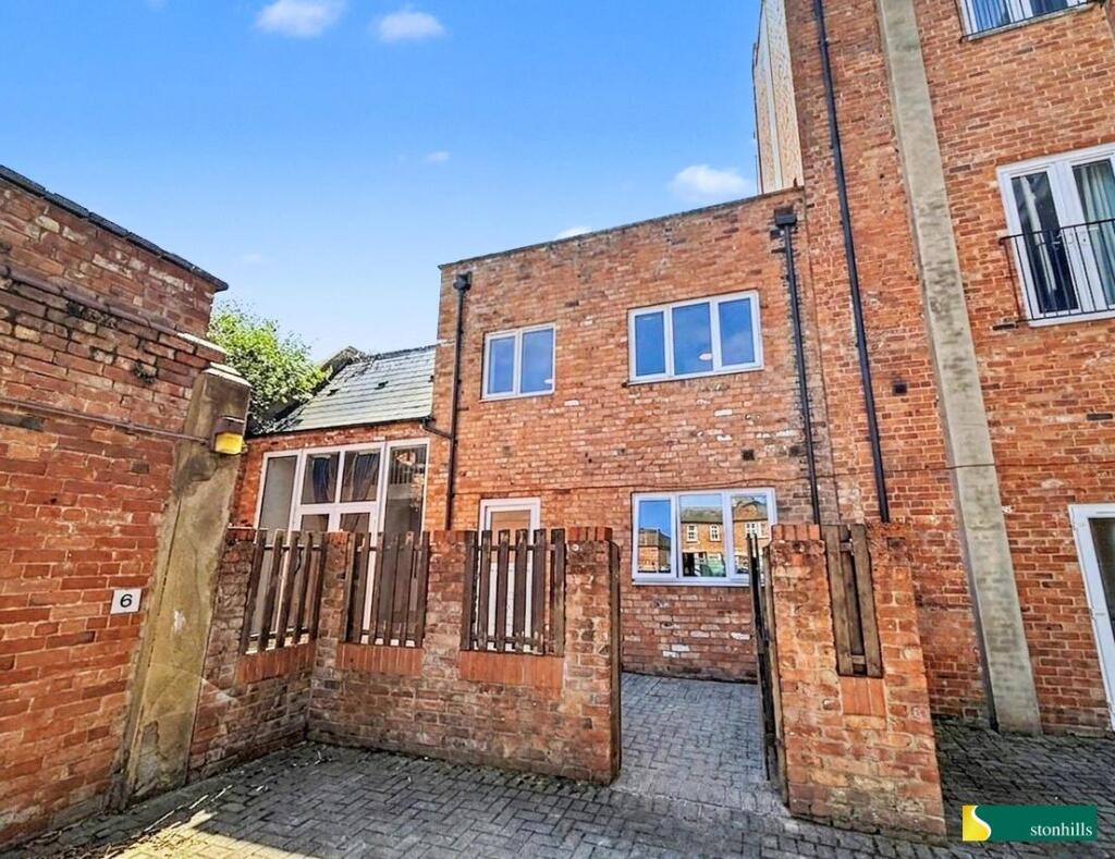 House in Northampton, Phippsville - View 2