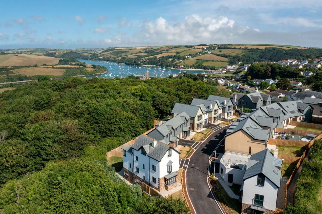 Main image of property: Mcilwraith Road, Salcombe
