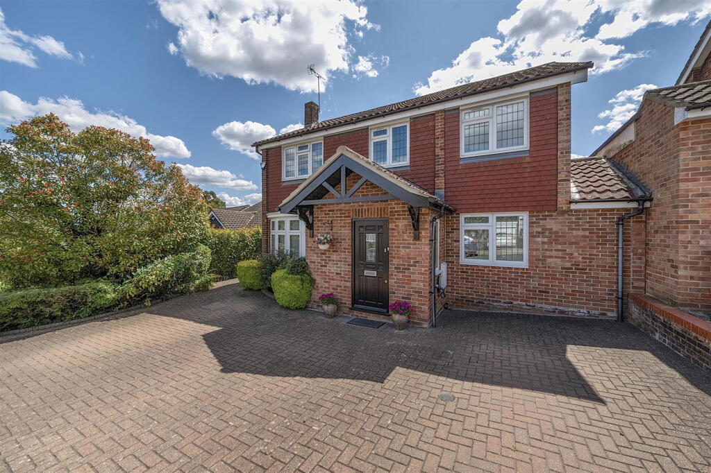 Main image of property: Magnaville Road, Bushey Heath, Bushey