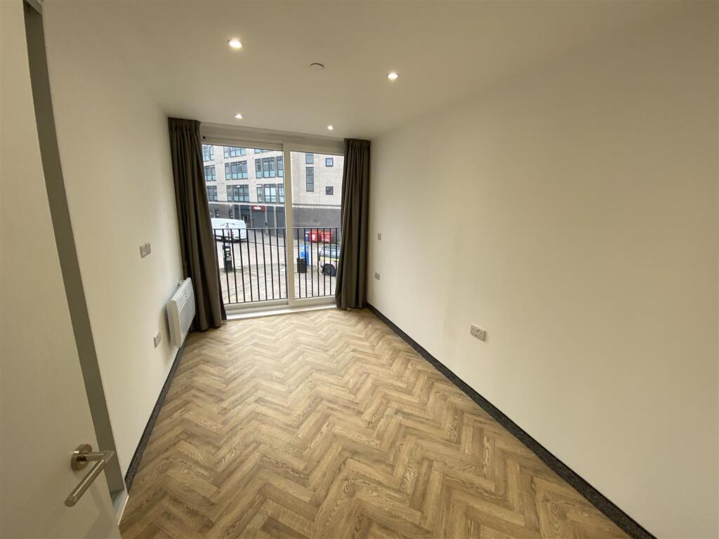 Apartment in Leicester - More