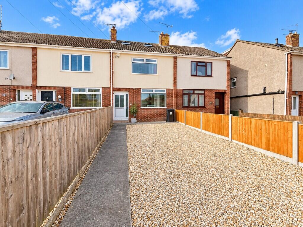 3-bed terraced on Meadow View, Frampton Cotterell, Bristol, £340,000
