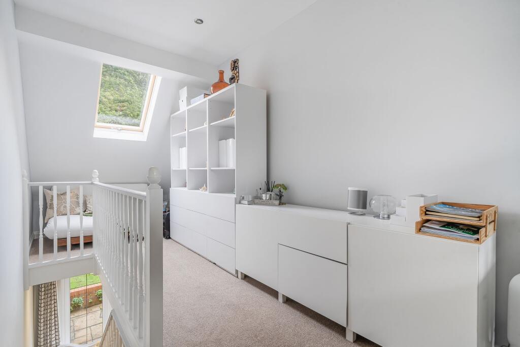 House in Finchampstead - More