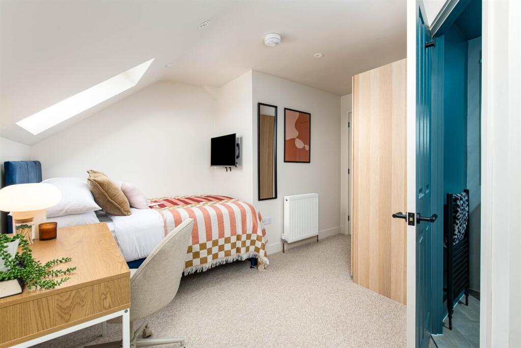 House in Bristol - View 4