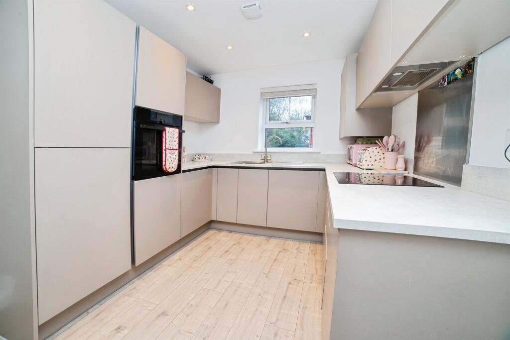 Covert Avenue, Shirland, Alfreton photo 3