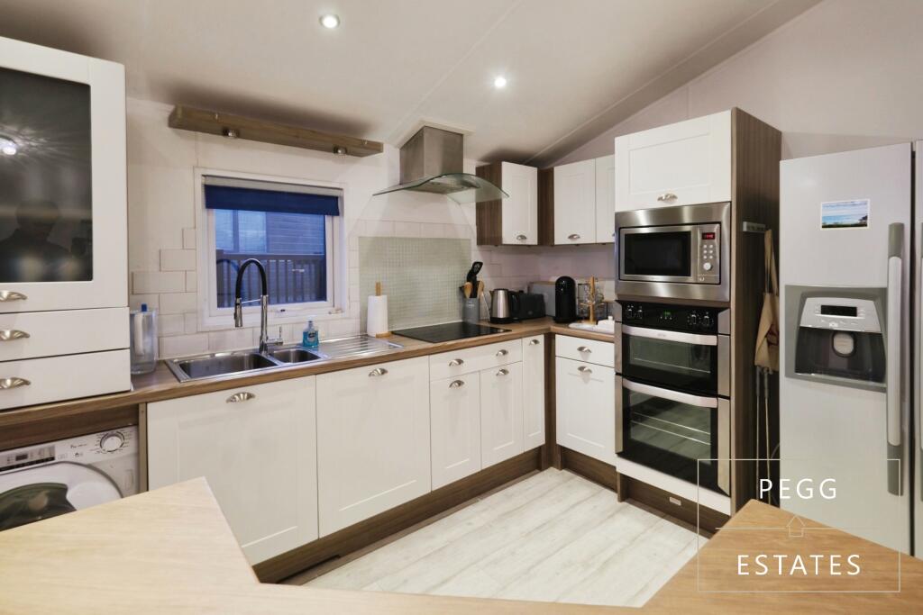 Loxleys Devon Lodge, Brixham photo 5