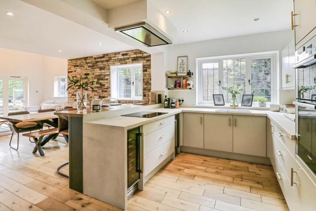 House in Sutton Coldfield, Driffold - View 3