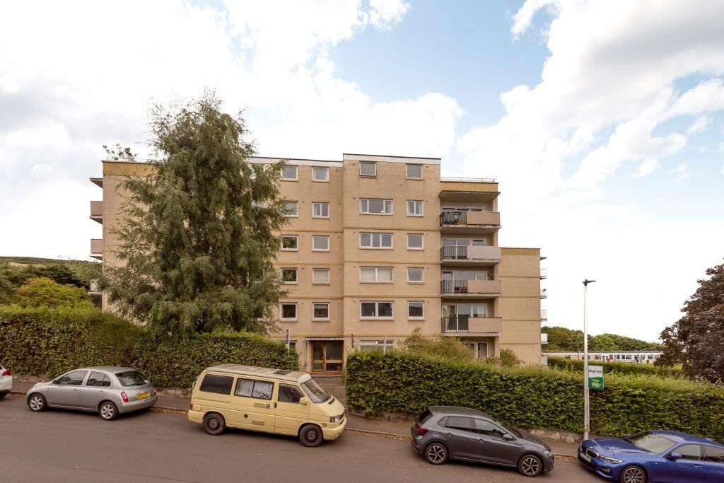 Main image of property: 34 Queens Park Court, Edinburgh, EH8 7DX