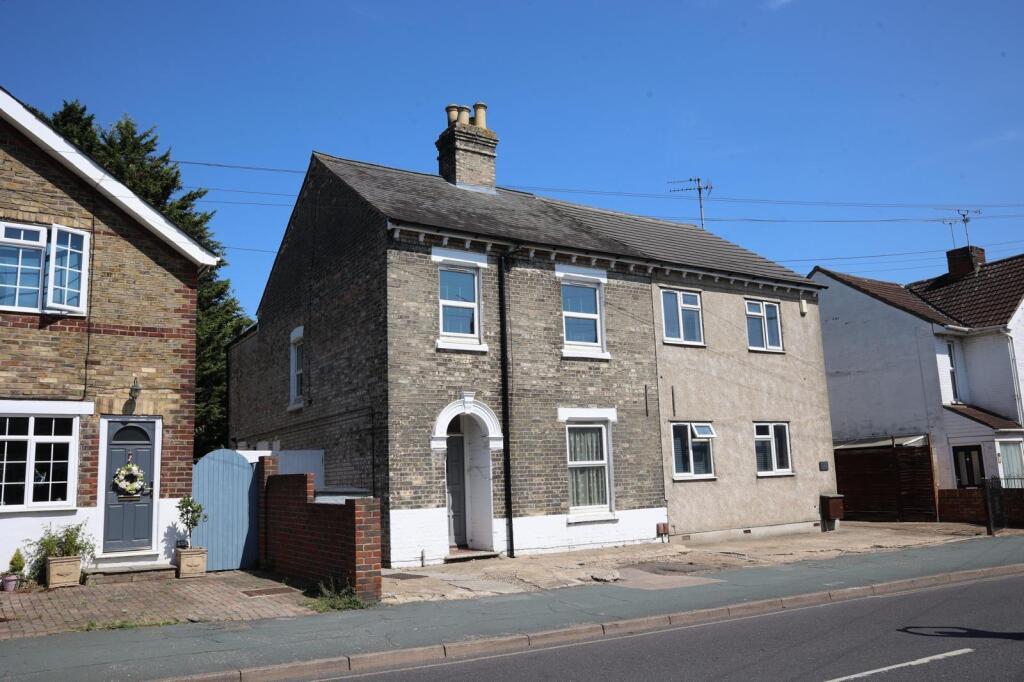 4-bed semi-detached on Military Road, Colchester, £260,000