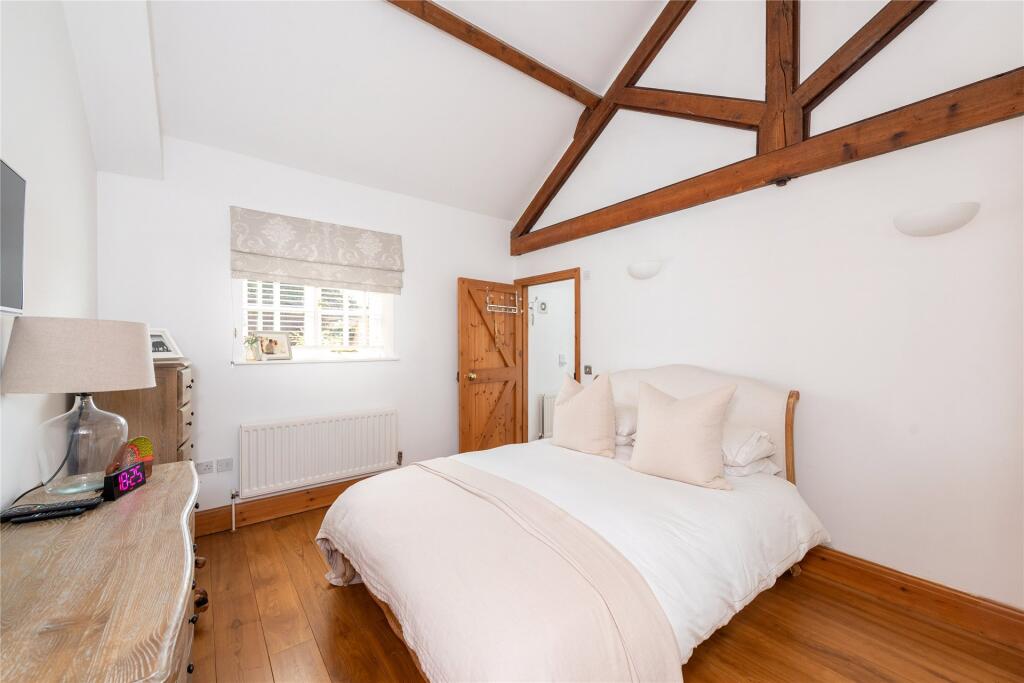 Manor Farm, Shucklow Hill, Little Horwood, Buckinghamshire, MK17 photo 3