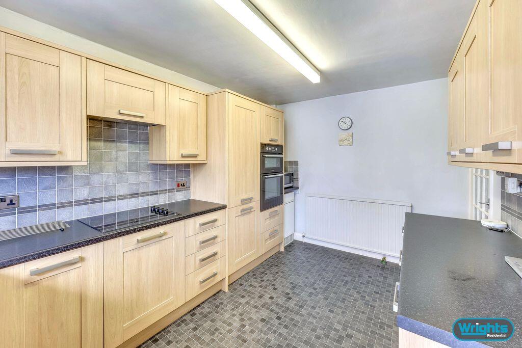House in Bath, Trowbridge - View 3