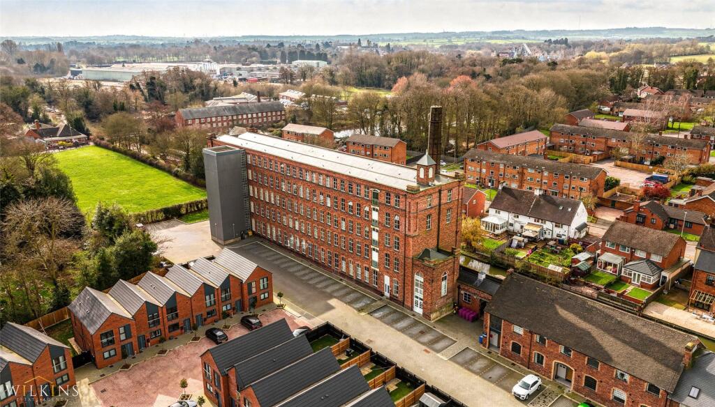 Main image of property: Tolson Court, Fazeley, Tamworth, Staffordshire, B78