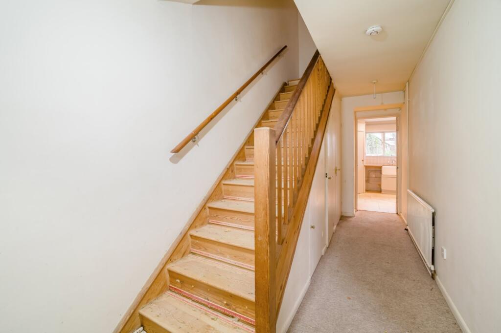 House in Cotswold, Chesterton, Cirencester - More