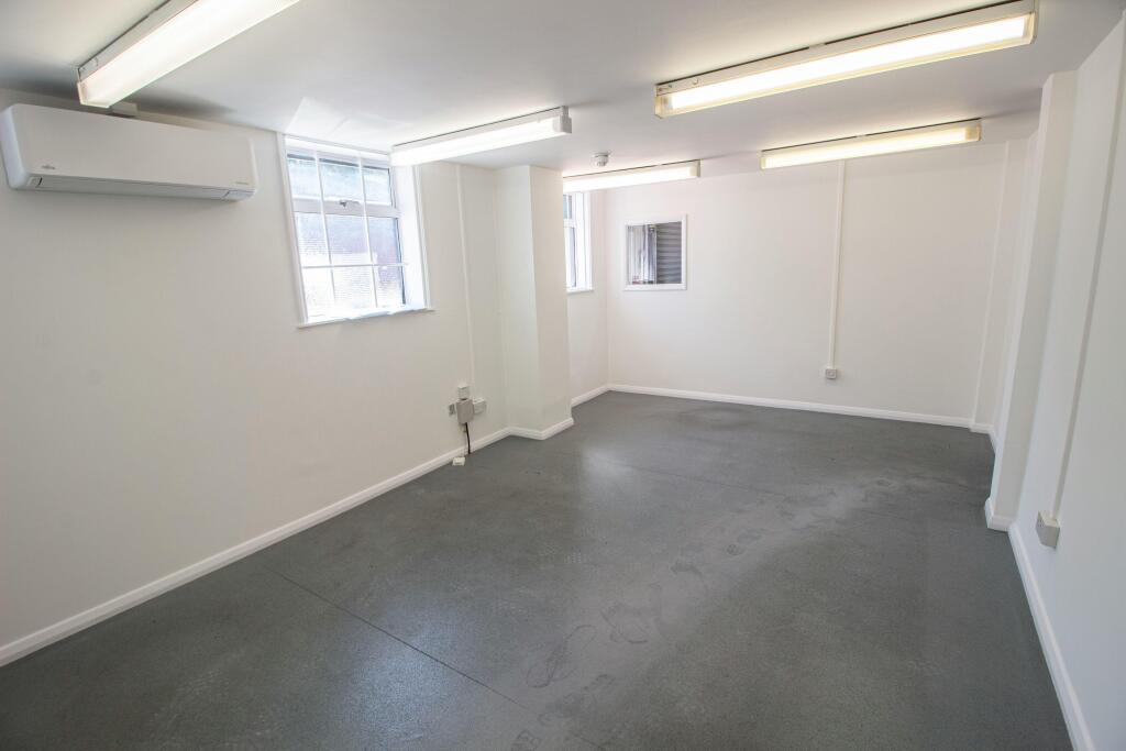 Unit 4, Sunbeam Road